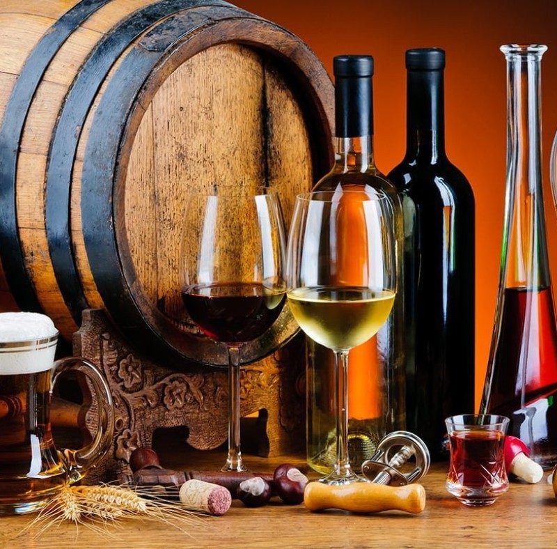 ALKOLLÜ İÇECEKLER